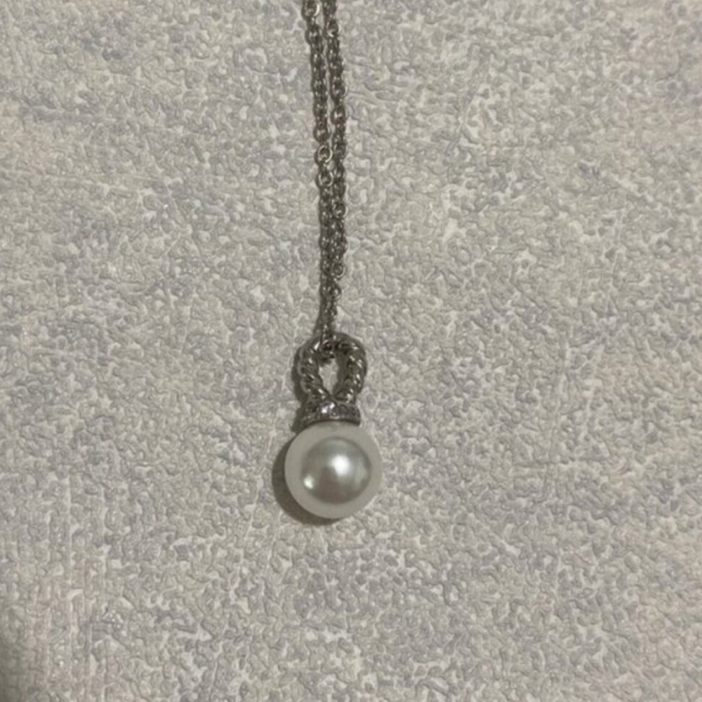 David Yurman Sterling Silver Pearl Pendant Necklace in White - Picture 3 of 6